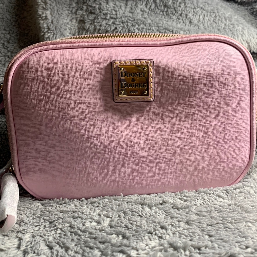 NEW Dooney & Bourke Saffiano Sawyer Crossbody